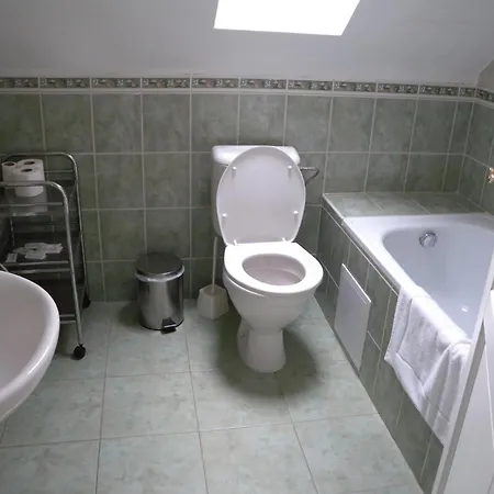 Záhornice 3* Zahornice (Nymburk)